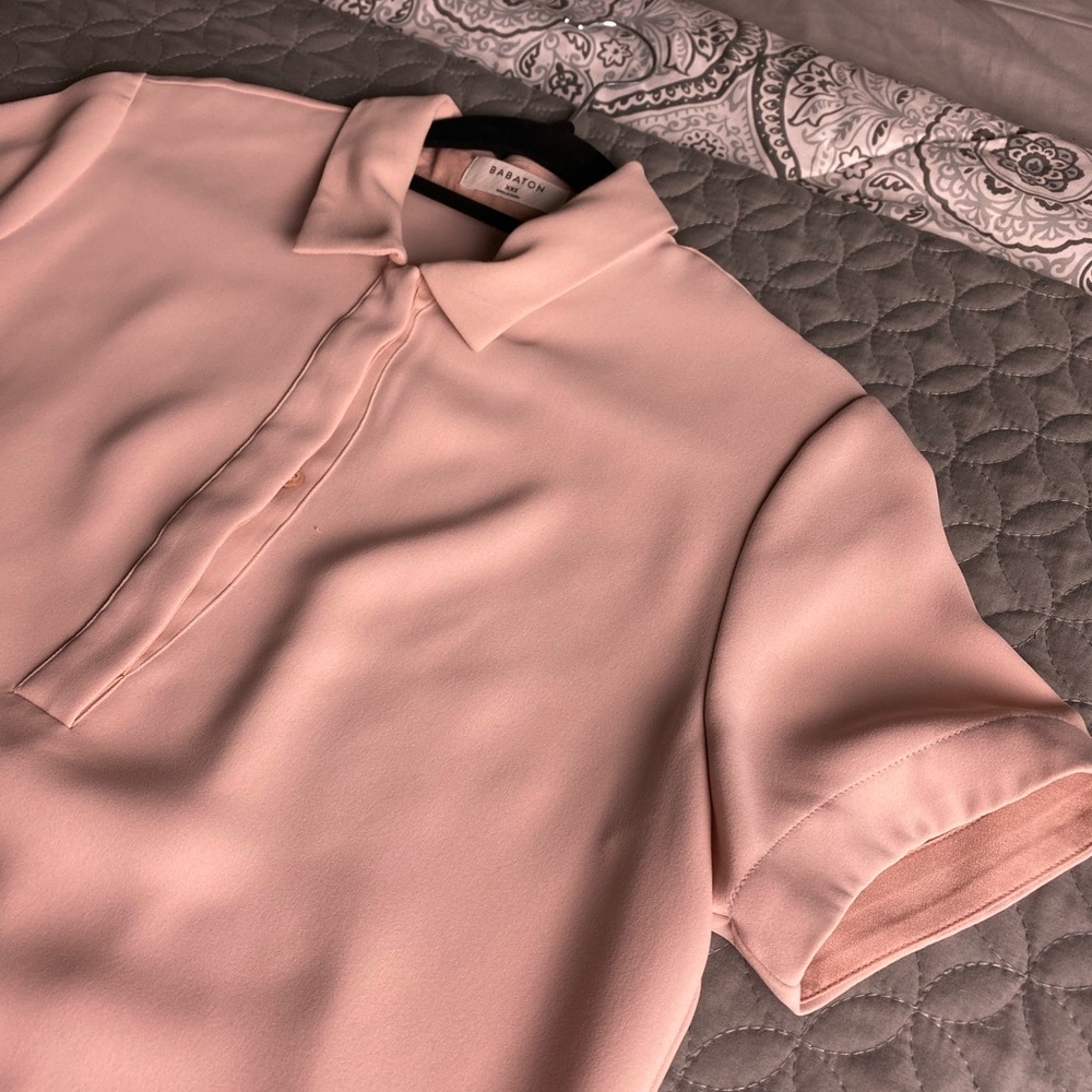 Aritzia Blush pink Blouse